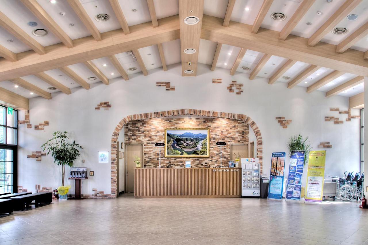 Tops10 Resort Donggang Cistar Yeongwol Exterior photo