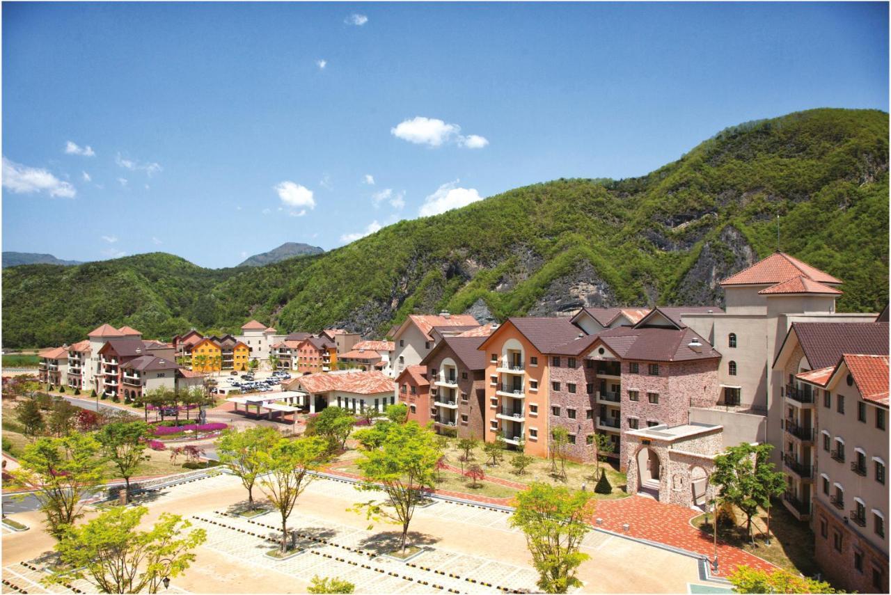 Tops10 Resort Donggang Cistar Yeongwol Exterior photo