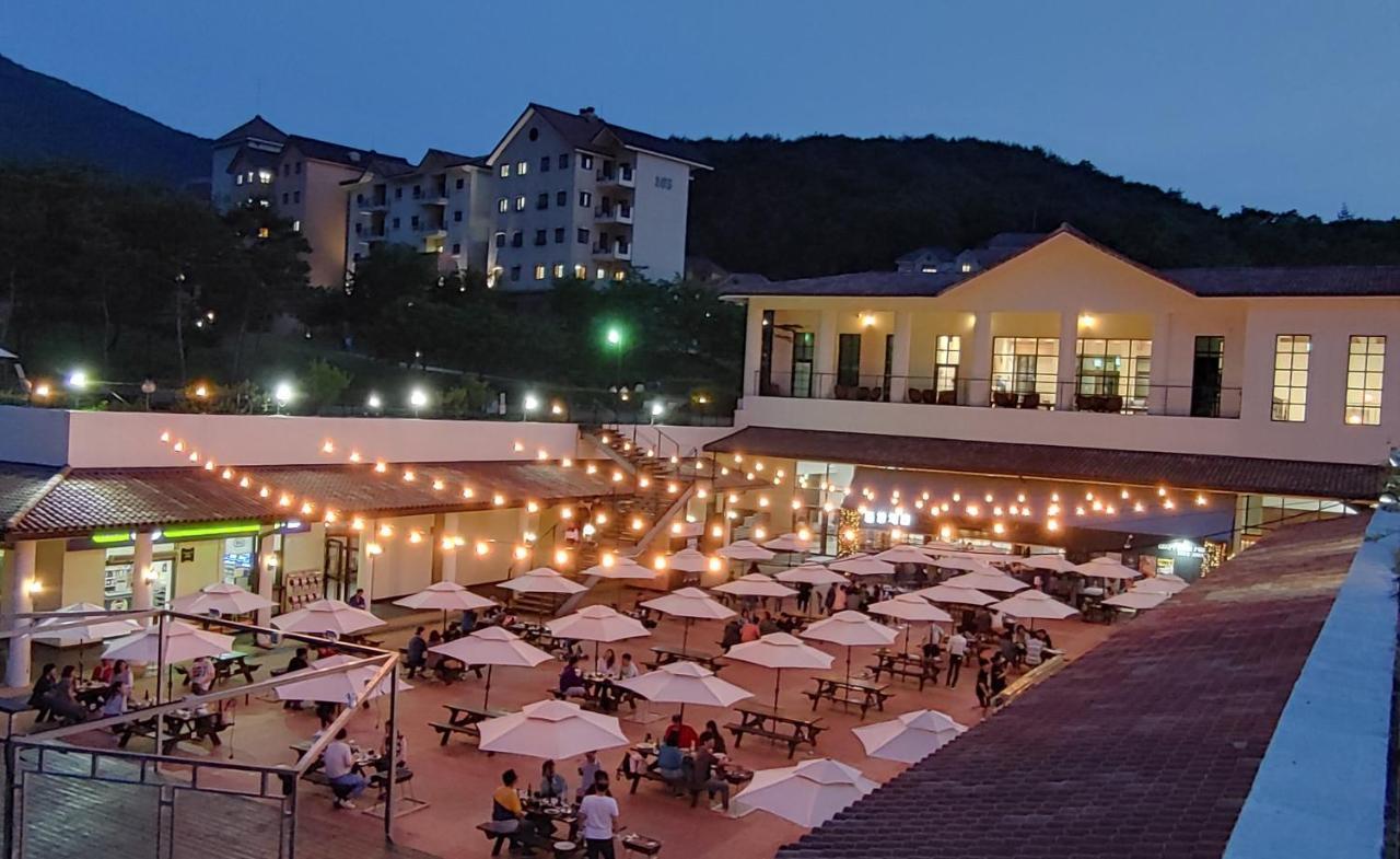 Tops10 Resort Donggang Cistar Yeongwol Exterior photo