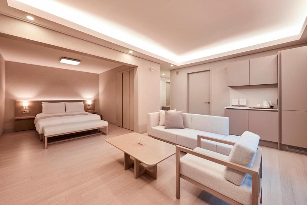 Tops10 Resort Donggang Cistar Yeongwol Exterior photo
